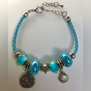 New Beachy Blue Beaded Shell Charm Bracelet